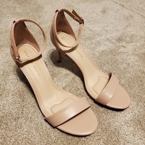 Kelly & Katie Sandals